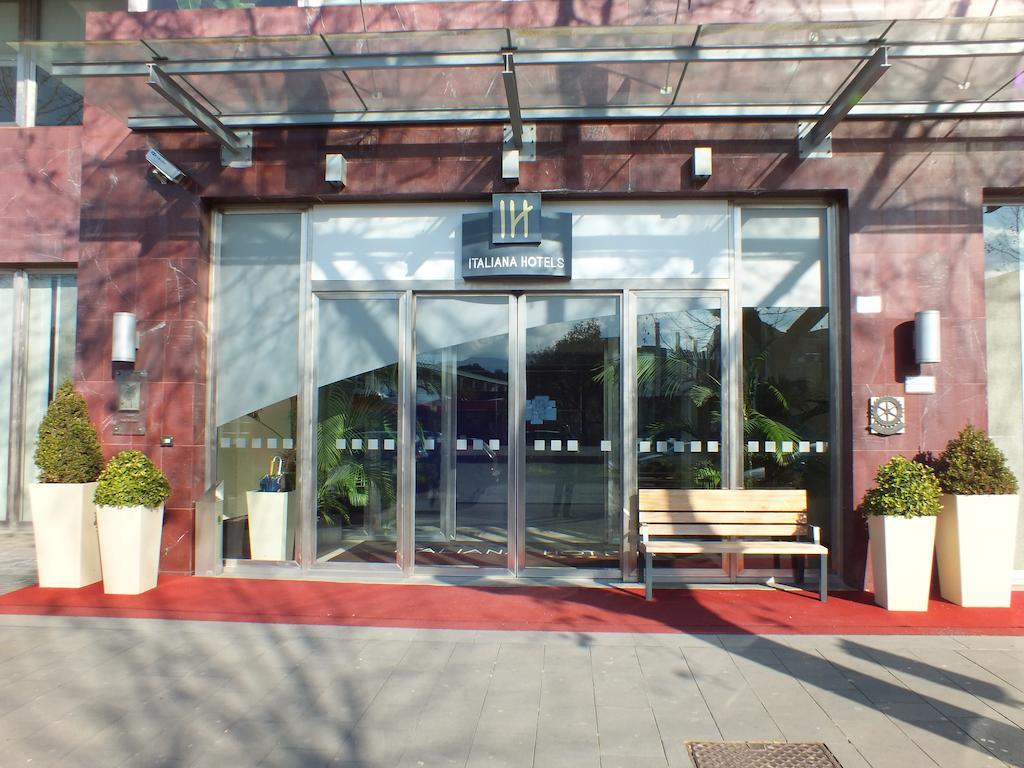 Italiana Hotels โกเซนซา ภายนอก รูปภาพ